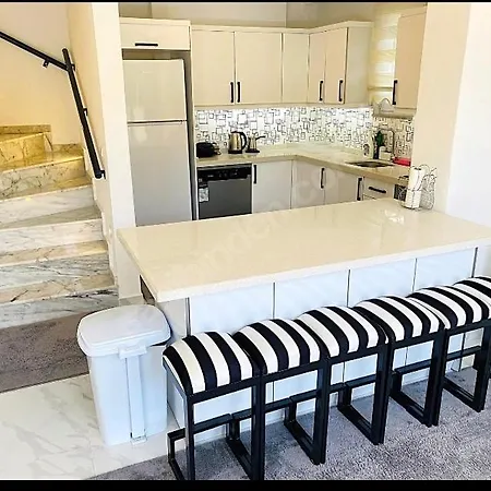 For Daily, Weekly, Monthly, Seasonal Villa Yukarı Kocaali